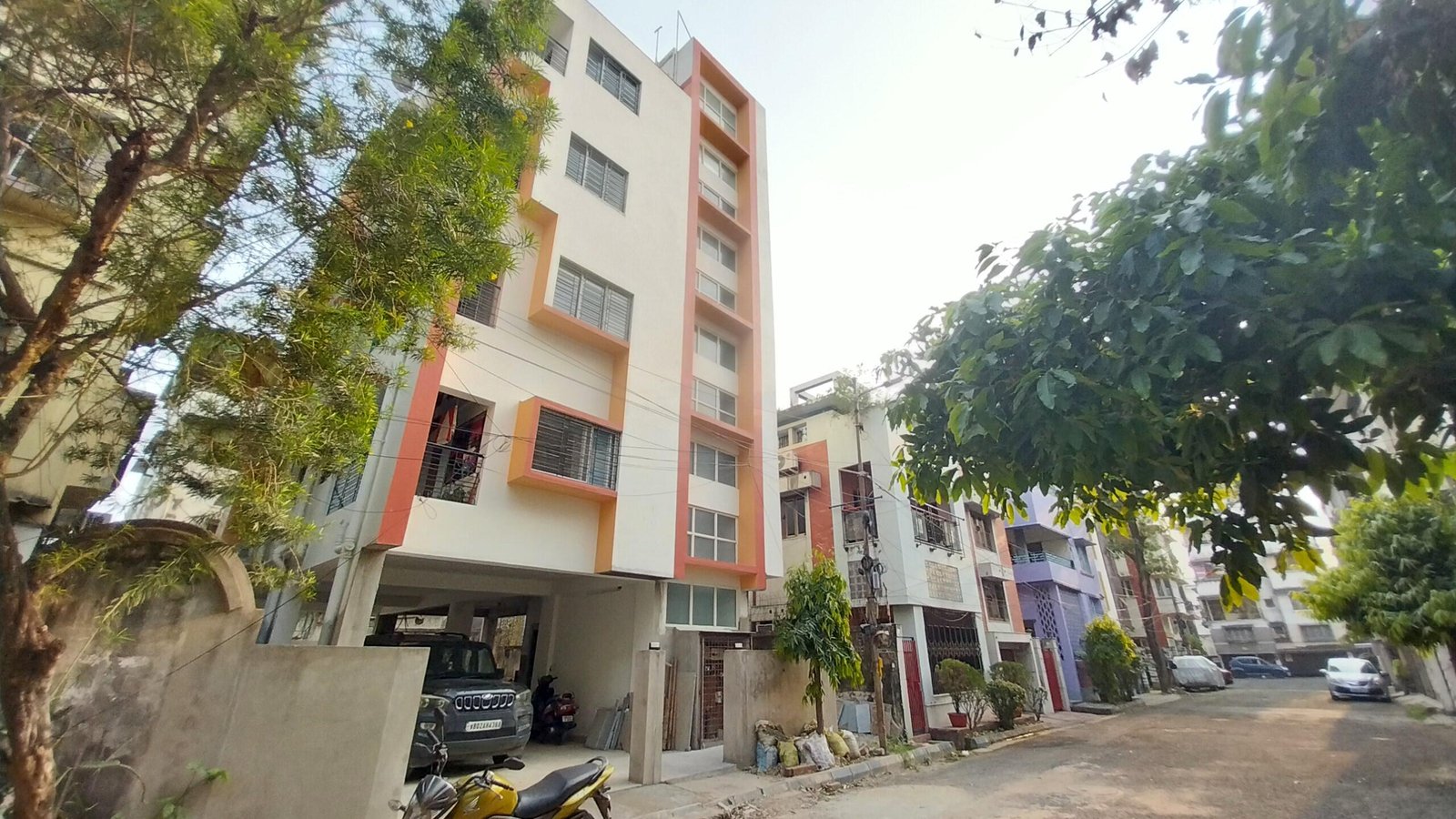 Azadgarh Apartment